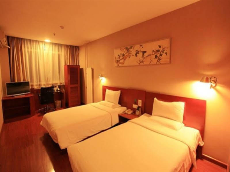 Ji Hotel Xuanwumen Пекин Экстерьер фото